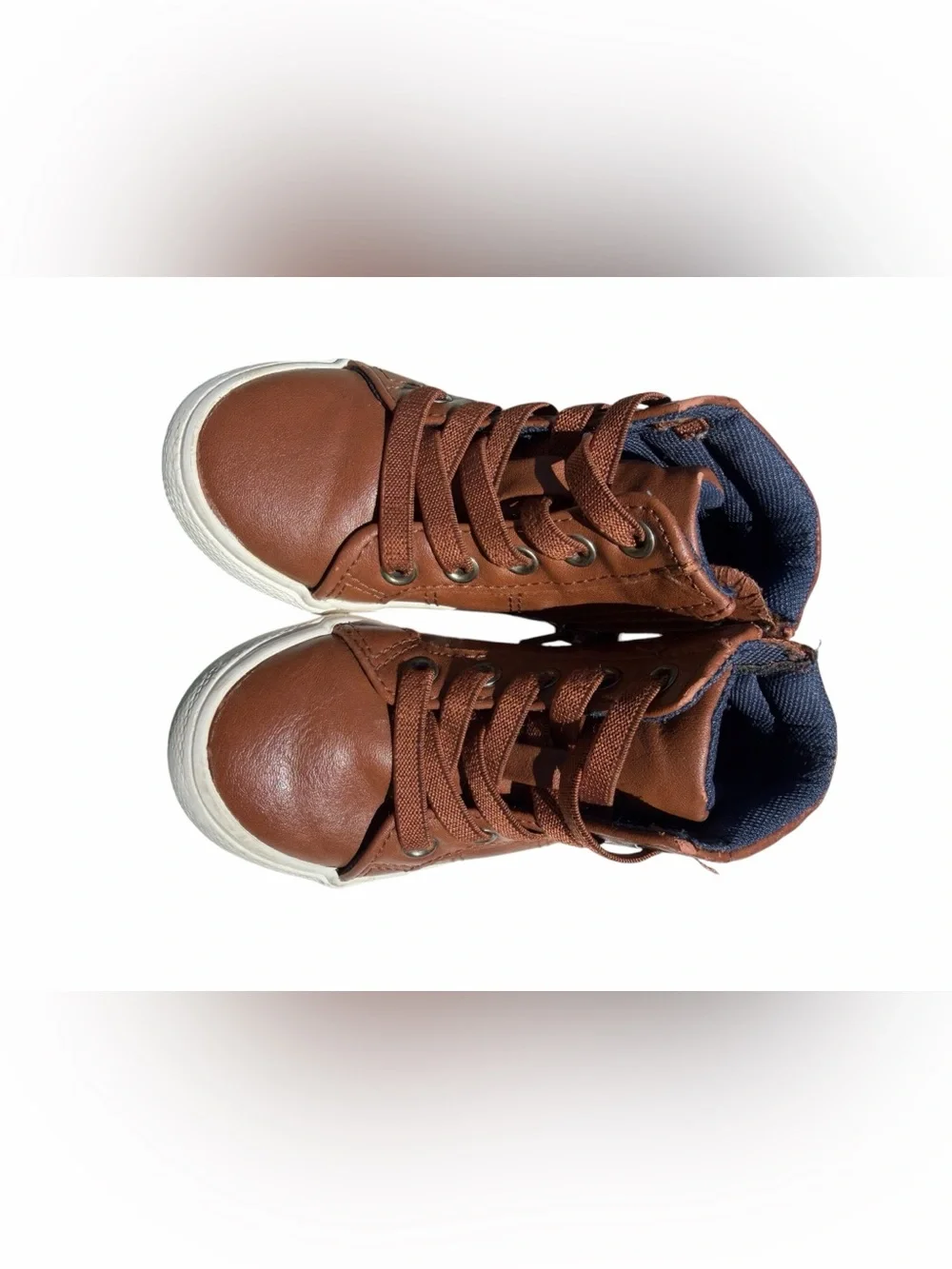Cat & Jack  Kids Brown High-Top Sneakers with Navy Lining size 6 toddler